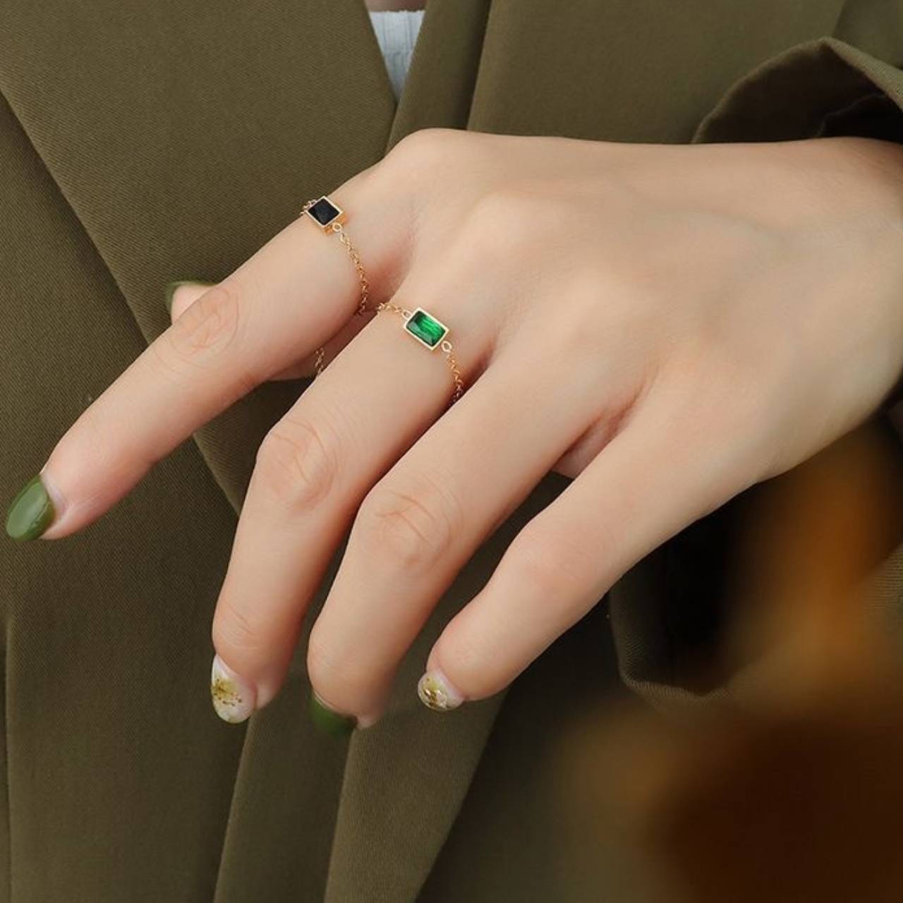 Green zircon chain ring vintage adjustable pull-out ring