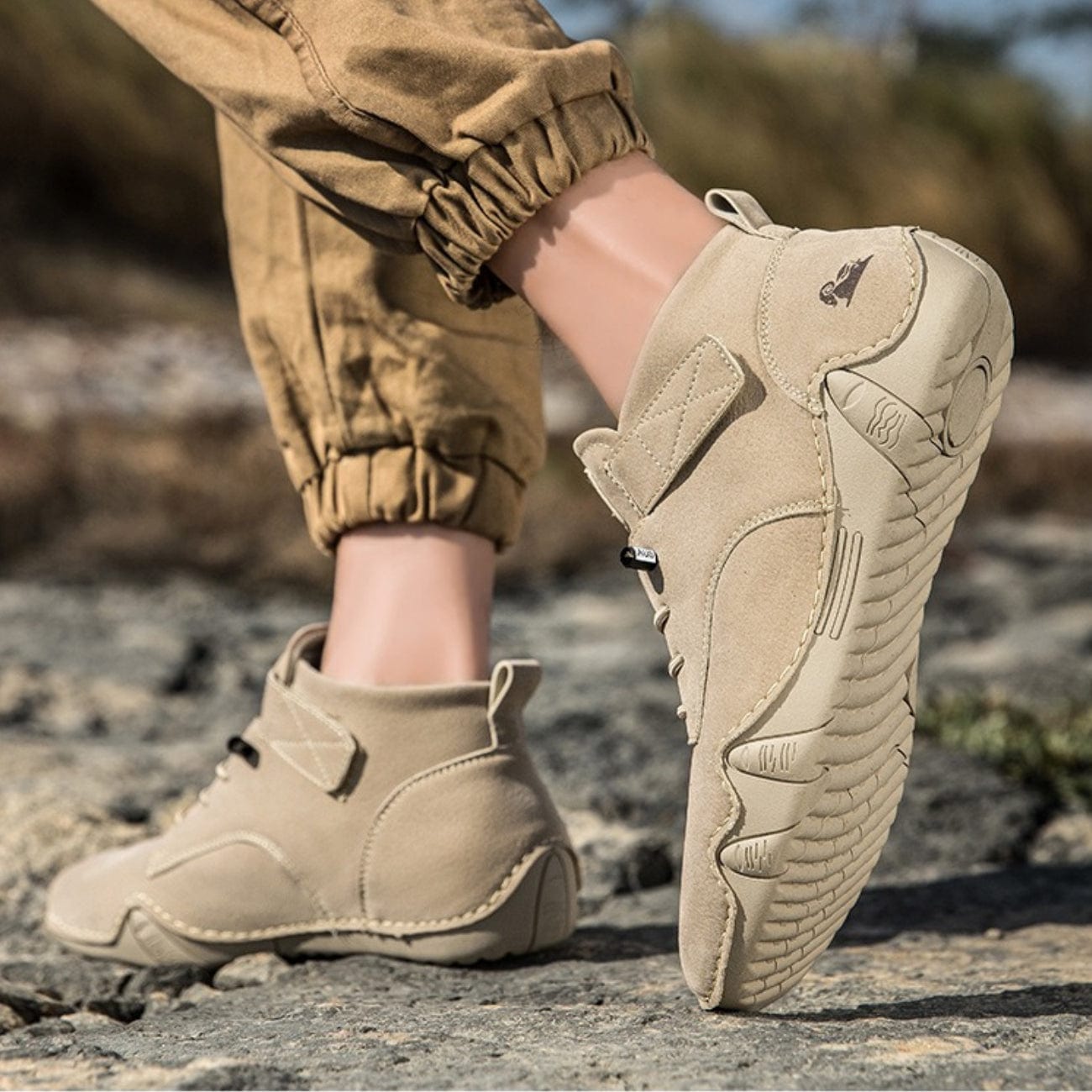 Men’s Waterproof Barefoot Hiking Boots – High-Top Soft Leather Outdoor Walking Shoes