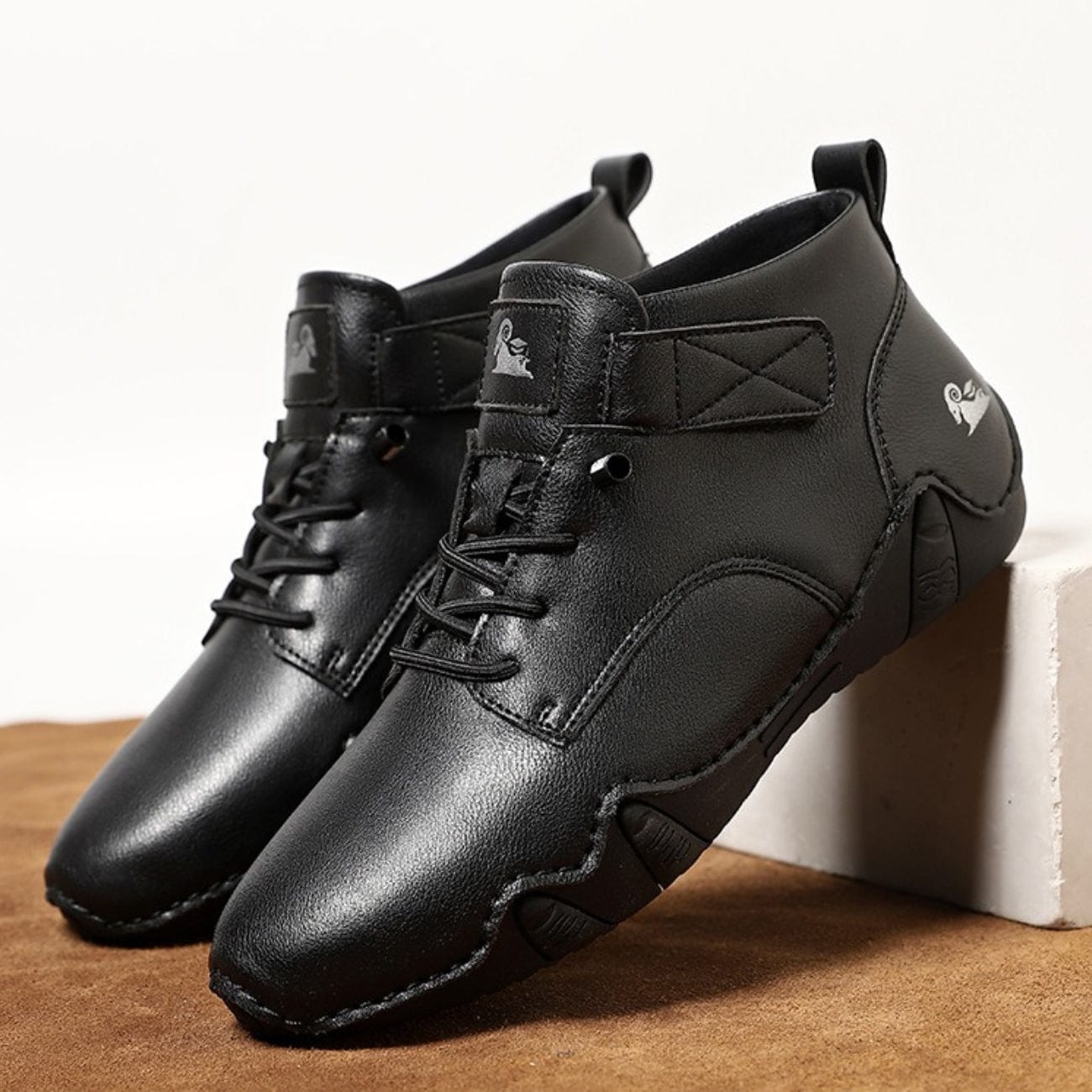 Men’s Waterproof Barefoot Hiking Boots – High-Top Soft Leather Outdoor Walking Shoes