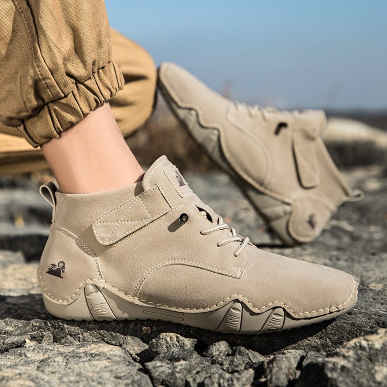 Men’s Waterproof Barefoot Hiking Boots – High-Top Soft Leather Outdoor Walking Shoes