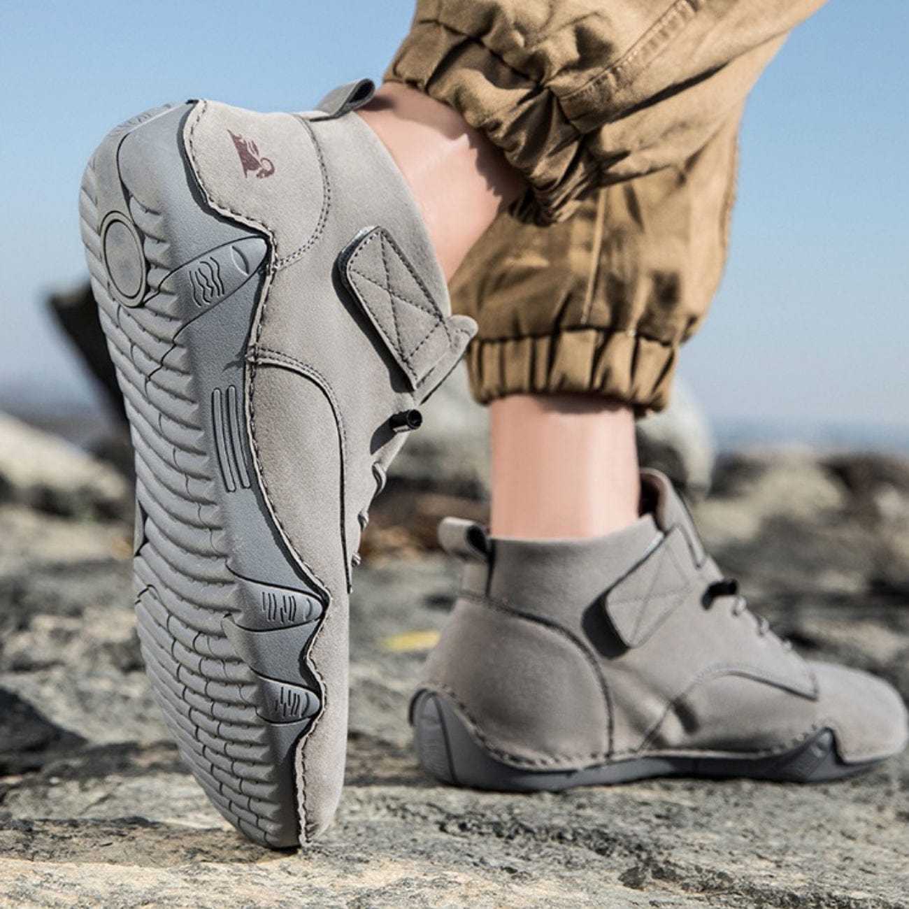 Men’s Waterproof Barefoot Hiking Boots – High-Top Soft Leather Outdoor Walking Shoes