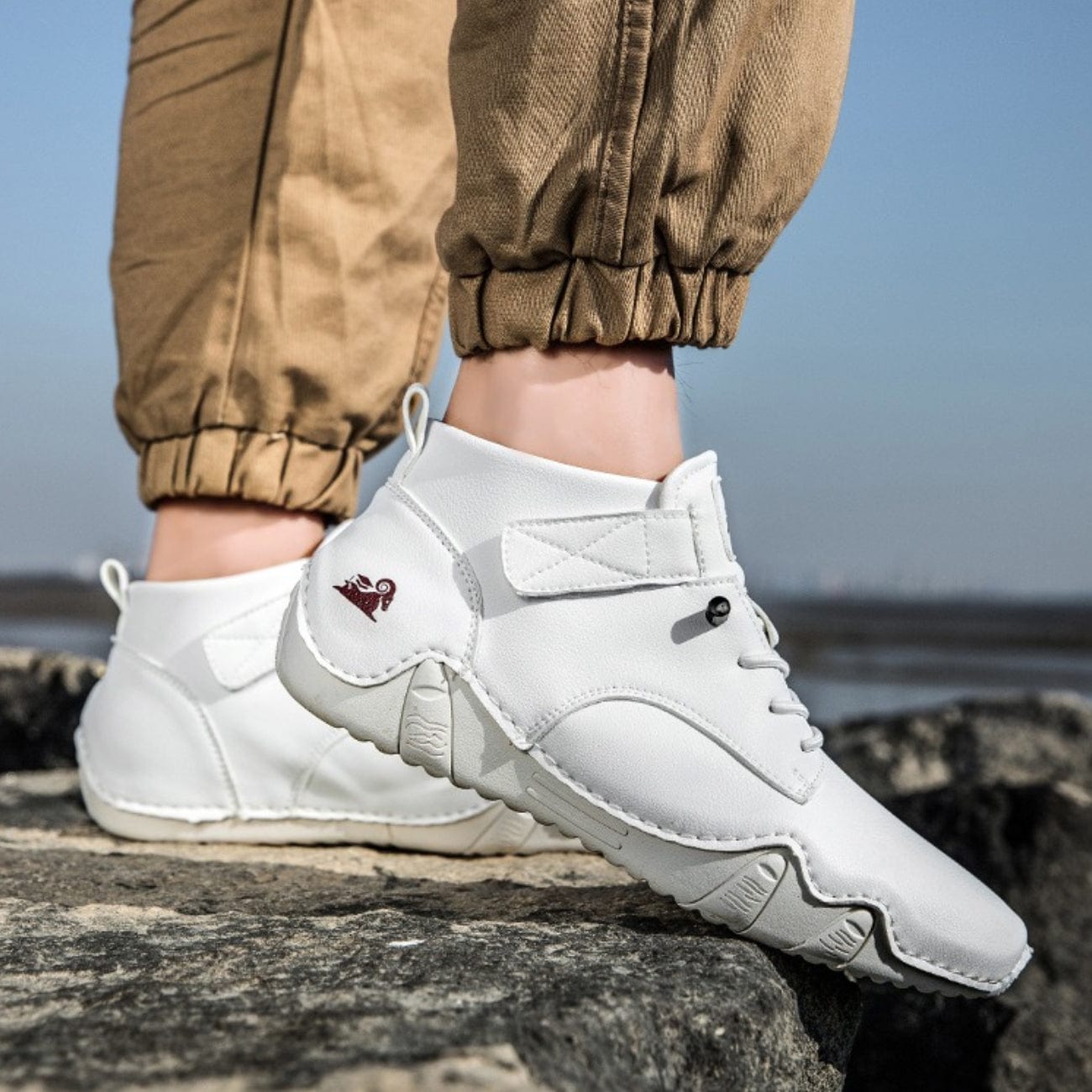 Men’s Waterproof Barefoot Hiking Boots – High-Top Soft Leather Outdoor Walking Shoes