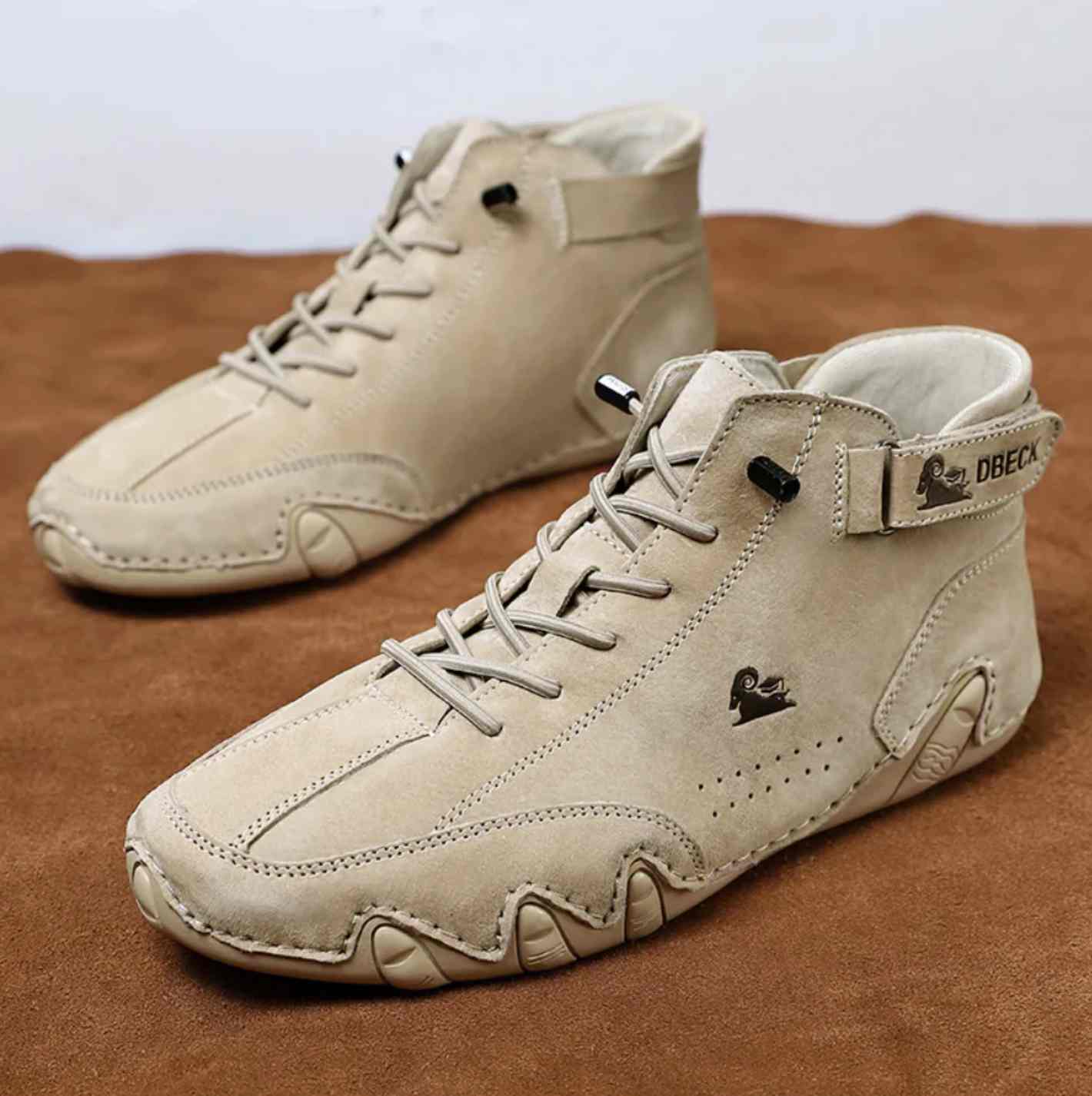 Men’s Lightweight Waterproof Leather Outdoor Walking Shoes – Comfortable High-Top Soft Barefoot Hiking Boots