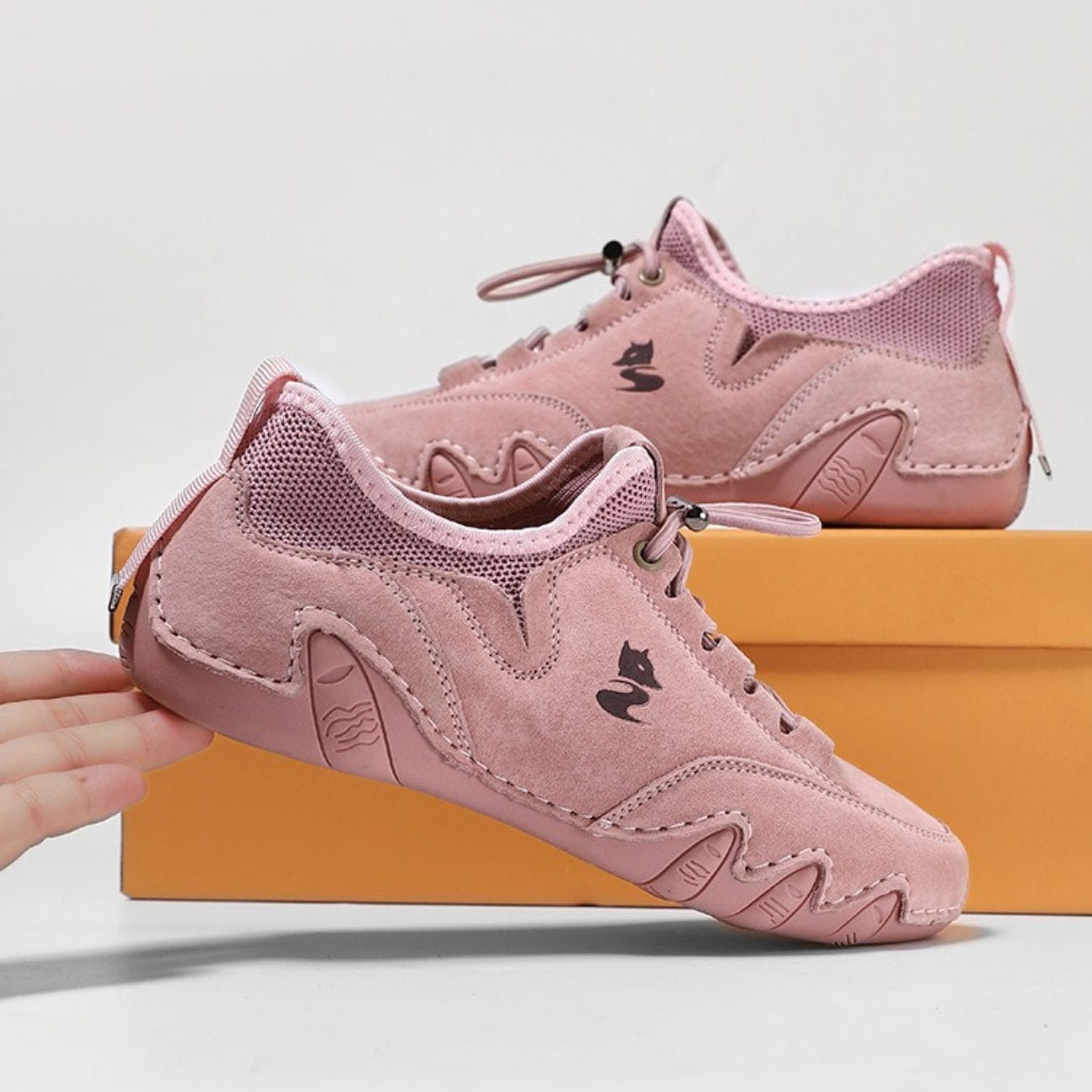 Women’s Waterproof Barefoot Outdoor Shoes – Leather Minimalist Hiking & Driving Sneakers D801