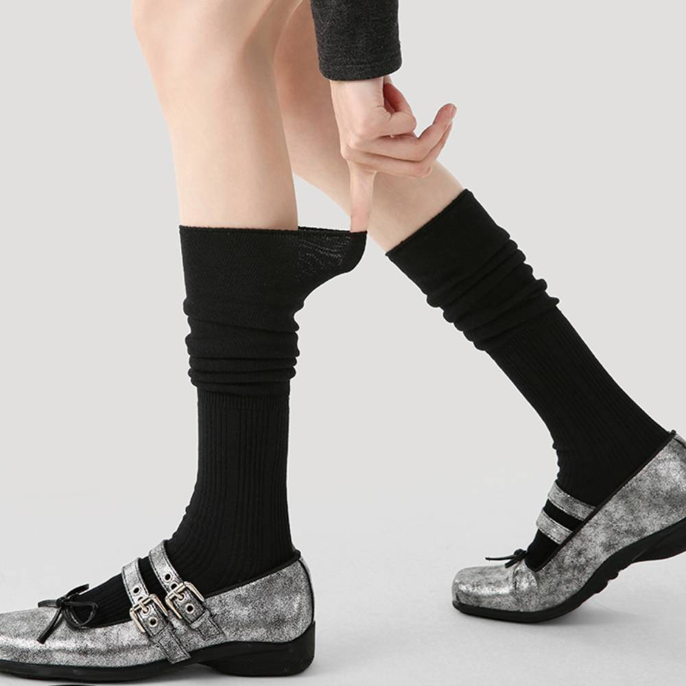 Women's Over the Knee Socks – Soft Stretch Knit Warm Winter Socks for Boots & Everyday Wear