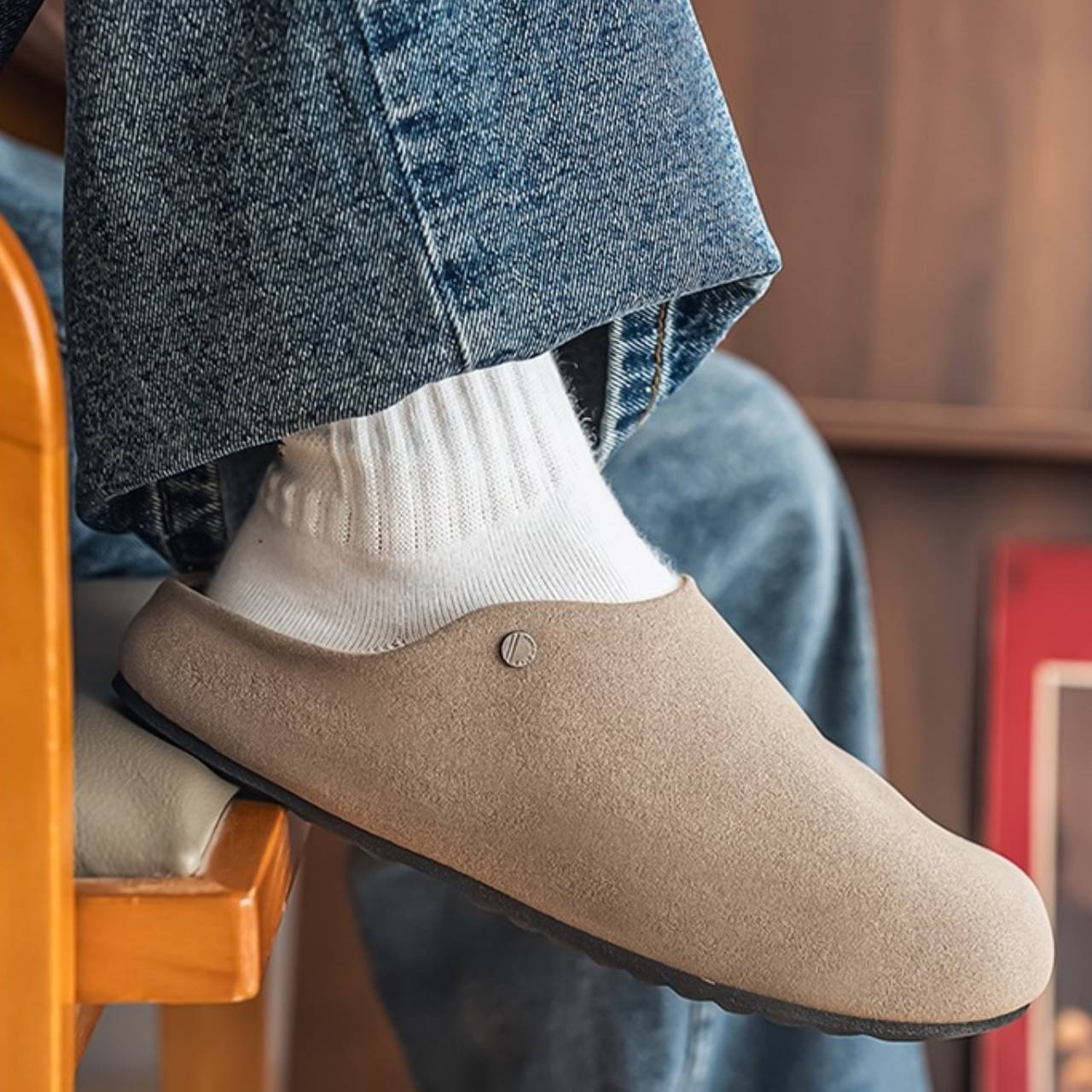 OMYEESE Men's Minimalist Indoor House Slippers – Soft Faux Suede, Warm Lining, Anti-Slip Sole, Cozy Home Shoes for Men