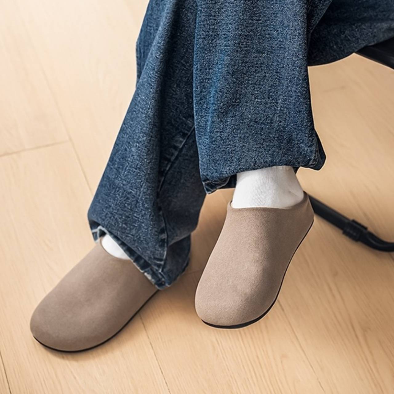 OMYEESE Men's Minimalist Indoor House Slippers – Soft Faux Suede, Warm Lining, Anti-Slip Sole, Cozy Home Shoes for Men