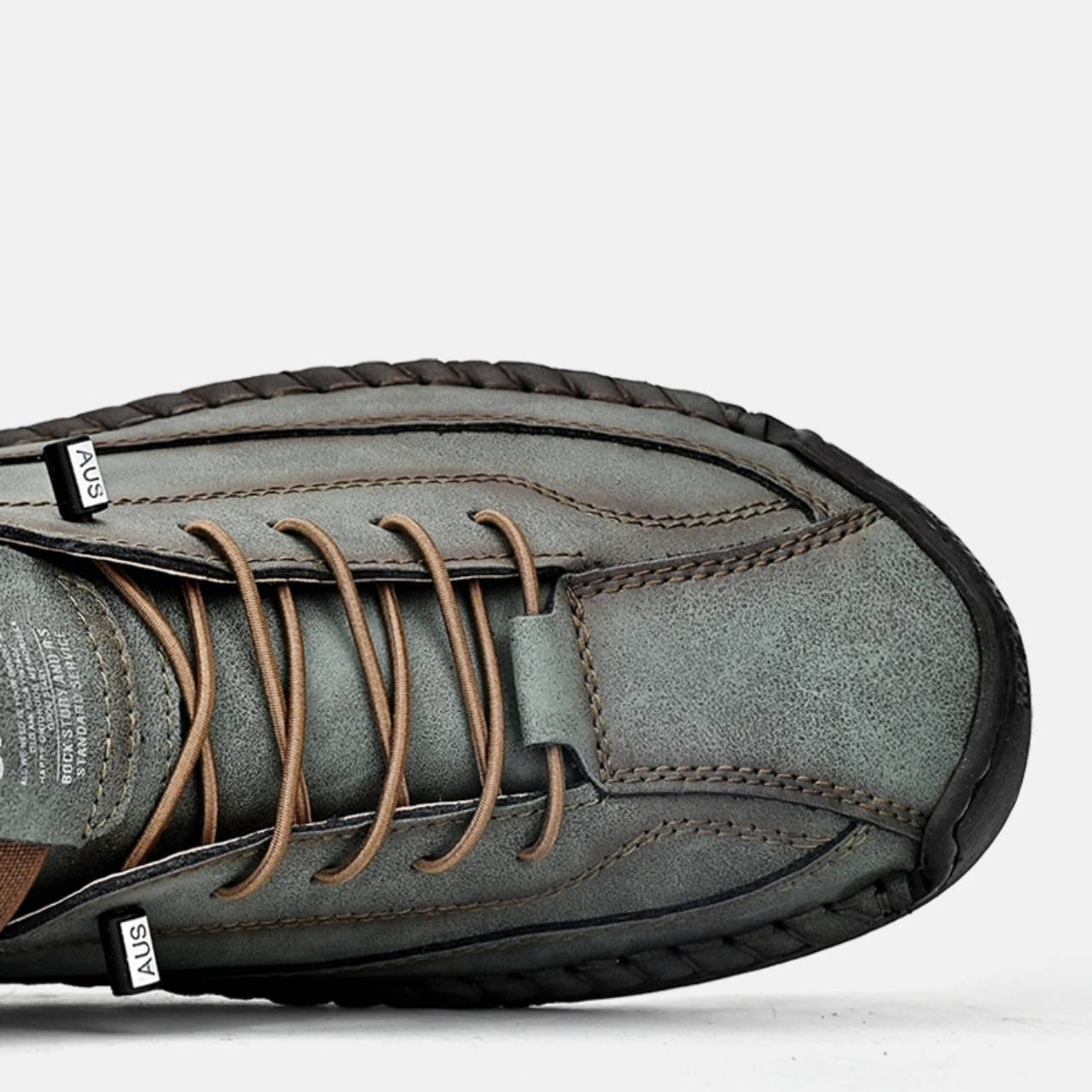 Men’s Flexible Leather Casual Shoes – Soft Sole, Hand-Stitched Outdoor Walking Sneakers, Slip-On Comfort Driving Loafers