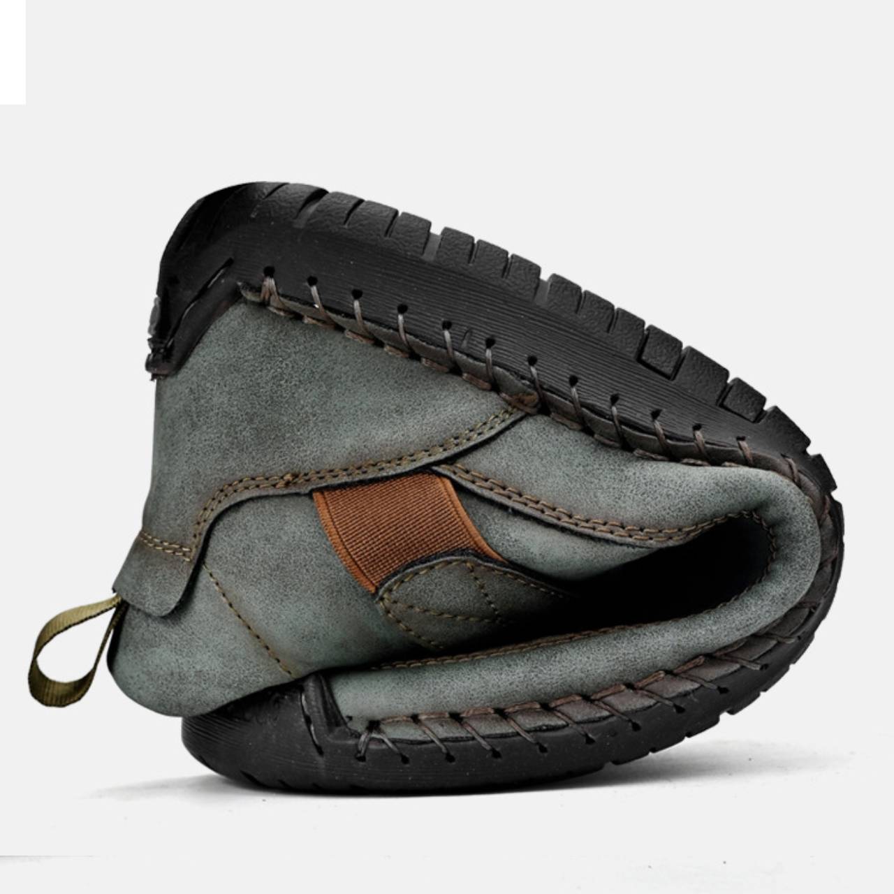 Men’s Flexible Leather Casual Shoes – Soft Sole, Hand-Stitched Outdoor Walking Sneakers, Slip-On Comfort Driving Loafers