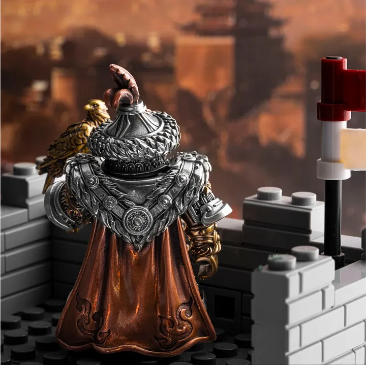 Magnetic Detachable Bronze Copper Warrior Figurine – Premium Collectible Desk Statue