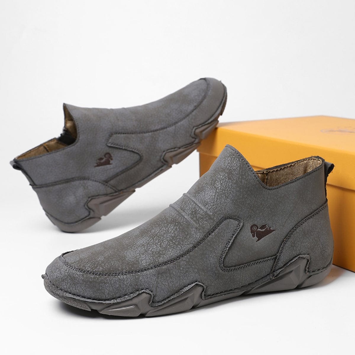 Men's Leather Outdoor Shoes Comfortable, Durable, and Stylish Slip-On Design for All Activities