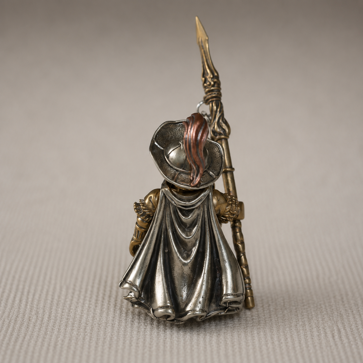 OMYEESE™ Lin Chong Magnetic Metal Desk Sculpture