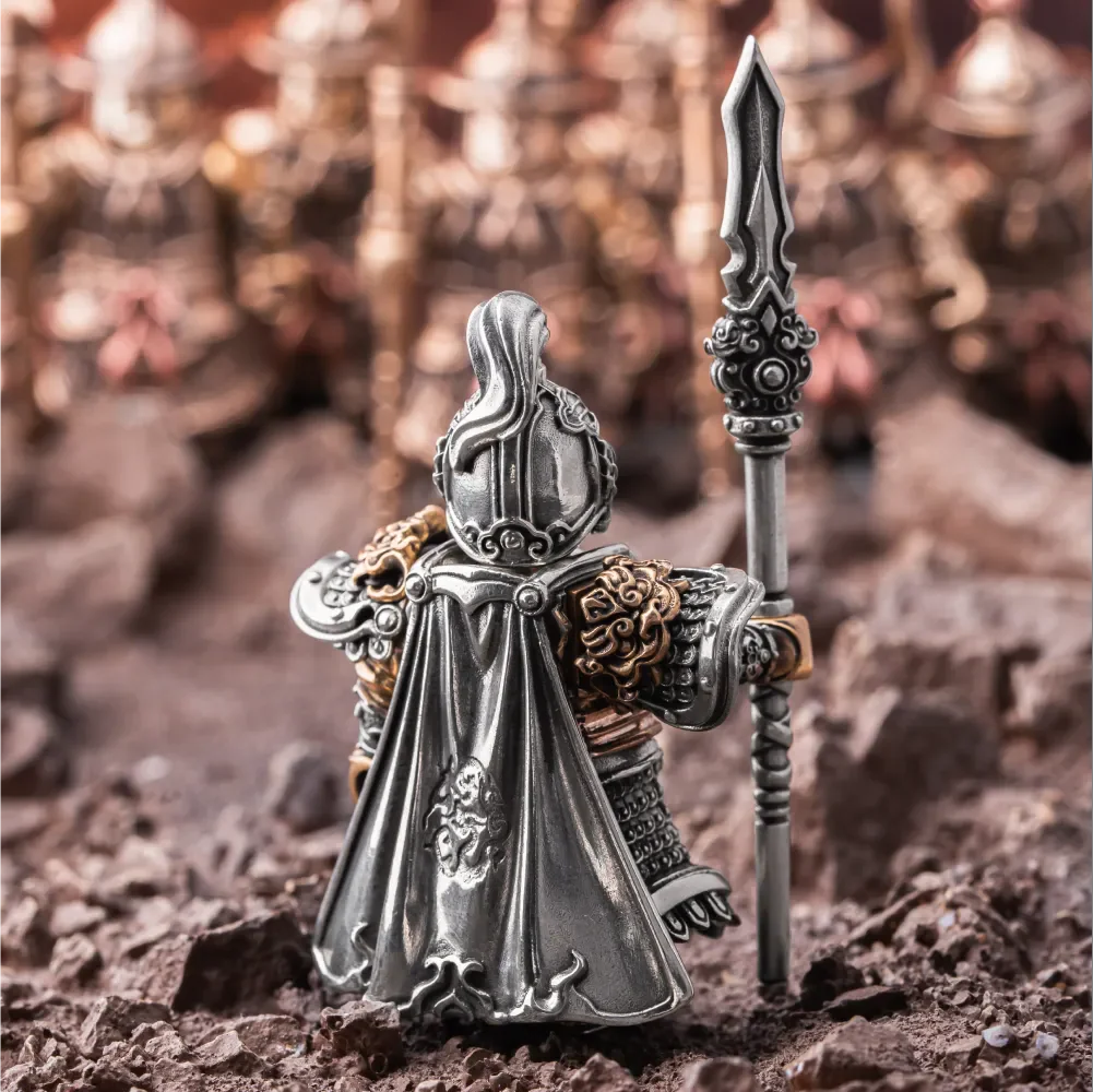 Premium Metal Knight Figurine –Bronze Copper Magnetic Detachable Collectible for Desk Display